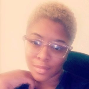 Meet your Posher, Michol